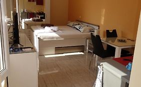 Apartments Leon Nin